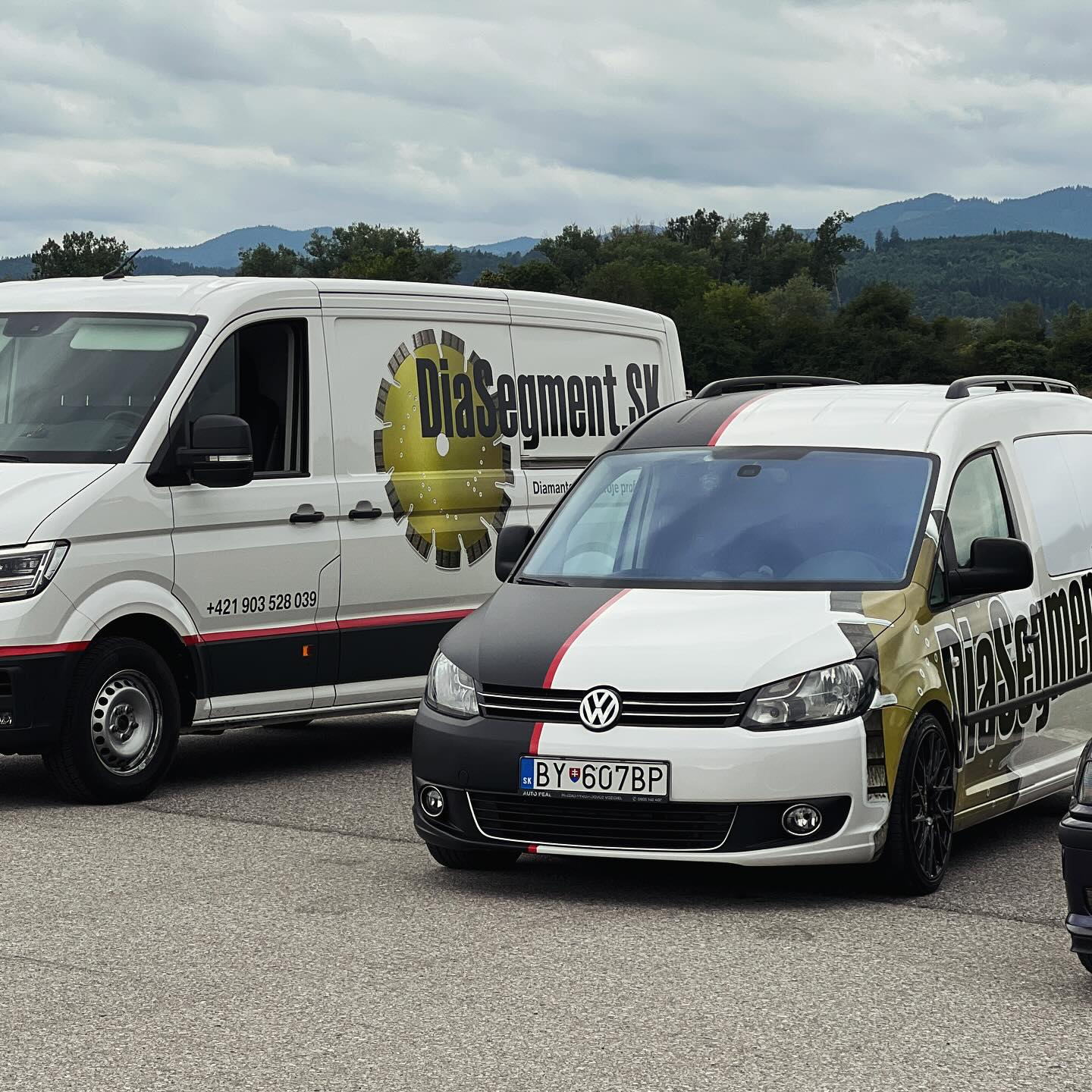 Dnes máš môžete stretnúť na zraze obkladačov 😜
@royalechrome @autakavazilina @grandmotorshowzilina @michal_diasegment @grabo_sk 
.
.
.
#diasegment #diamantovykotuc #veziemevamtovar #tuning #show #caddy